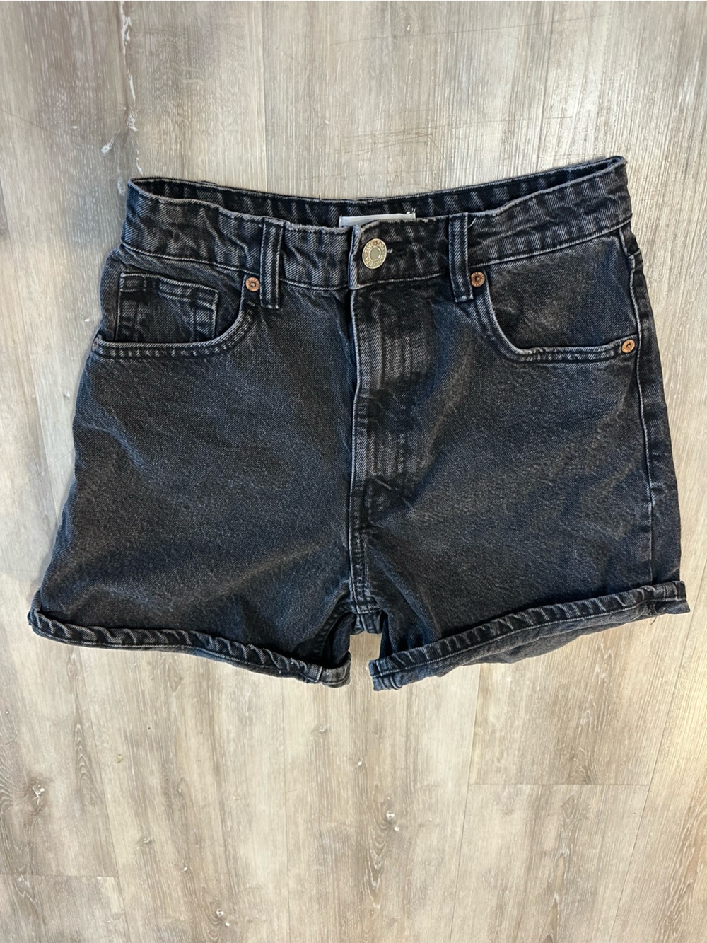 Zara Women’s Black Denim Shorts - Size 4, High Waisted